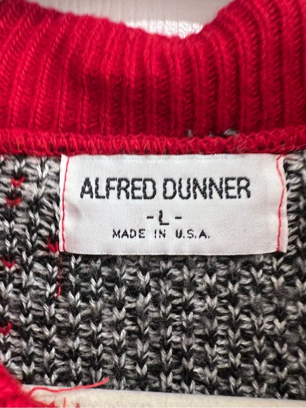 Vintage Alfred Dunner Red Argyle Knit Sweater L Tartan Plaid Preppy Retro - Picture 4 of 5